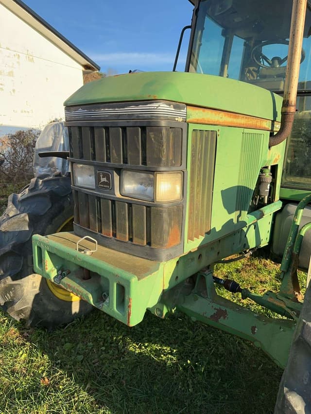 Image of John Deere 6200 equipment image 1