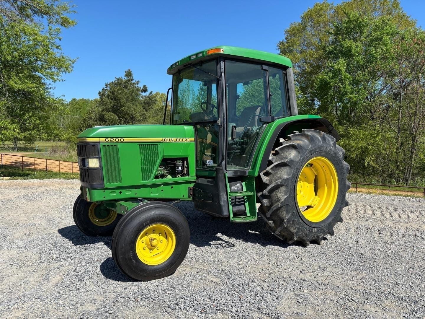 John Deere 6200 Equipment Image0