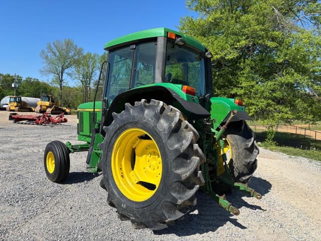 Image of John Deere 6200 equipment image 4