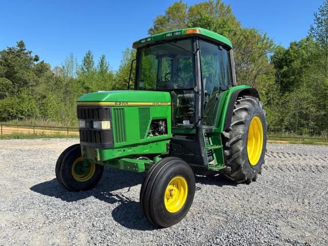 Image of John Deere 6200 equipment image 1