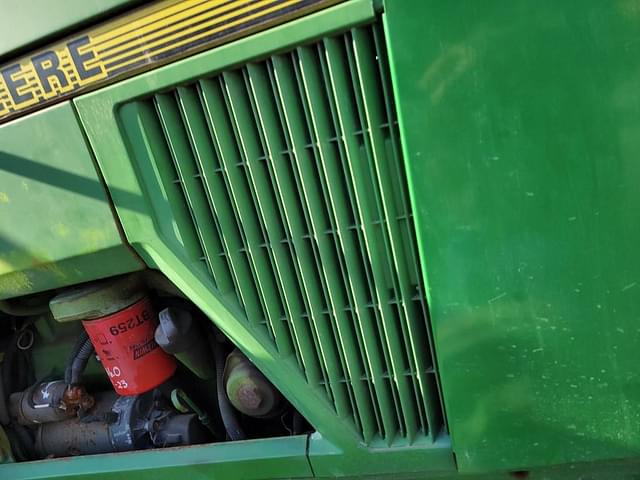 Image of John Deere 6200 equipment image 4