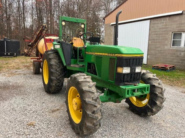 Image of John Deere 6200 equipment image 3