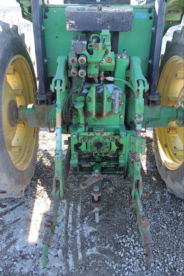 Image of John Deere 6200 equipment image 4