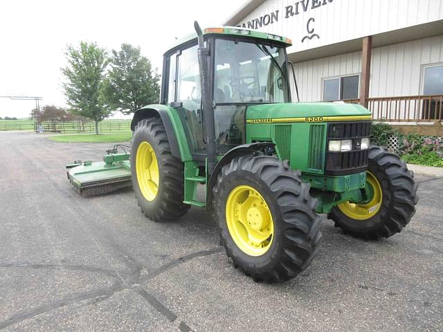 Image of John Deere 6200 equipment image 1