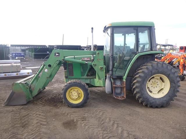 Image of John Deere 6200 equipment image 4