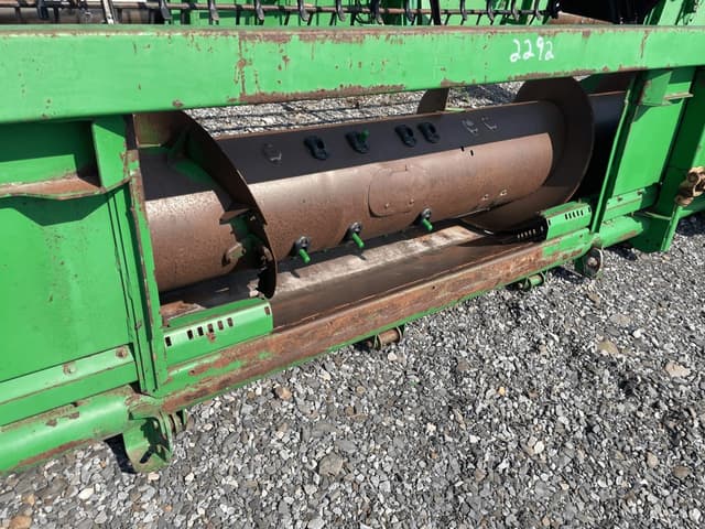 Image of John Deere 620F equipment image 4