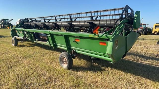 Image of John Deere 620F equipment image 3