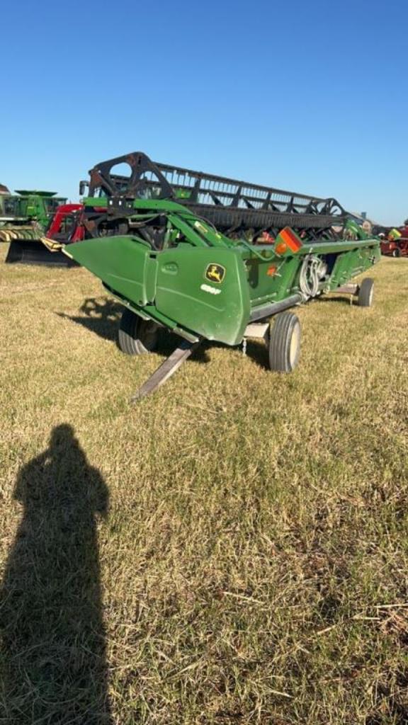 Image of John Deere 620F equipment image 1