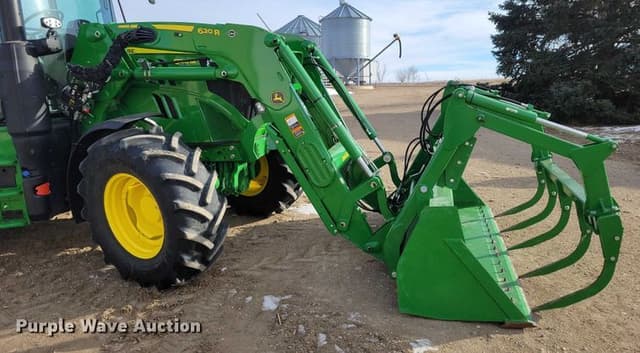 Image of John Deere 620R equipment image 3