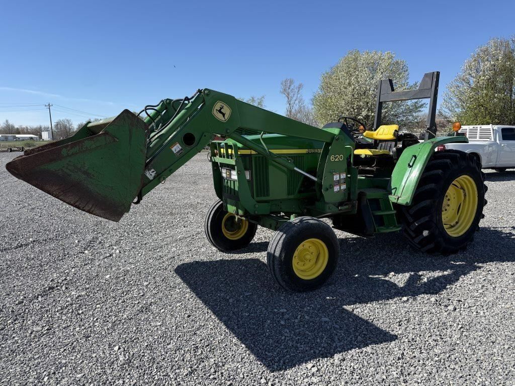 Main image John Deere 6210