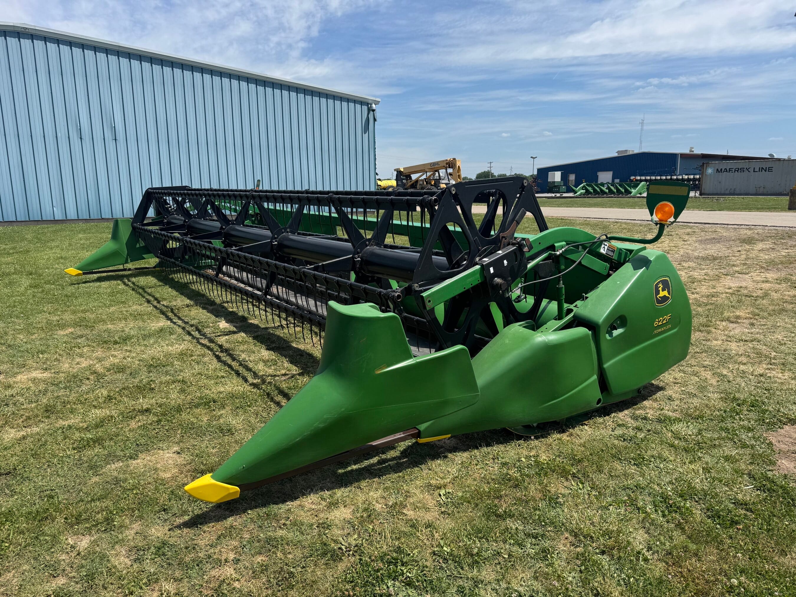 2005 John Deere 622F Equipment Image0