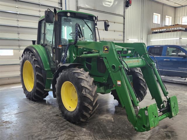 Image of John Deere 6230 equipment image 1