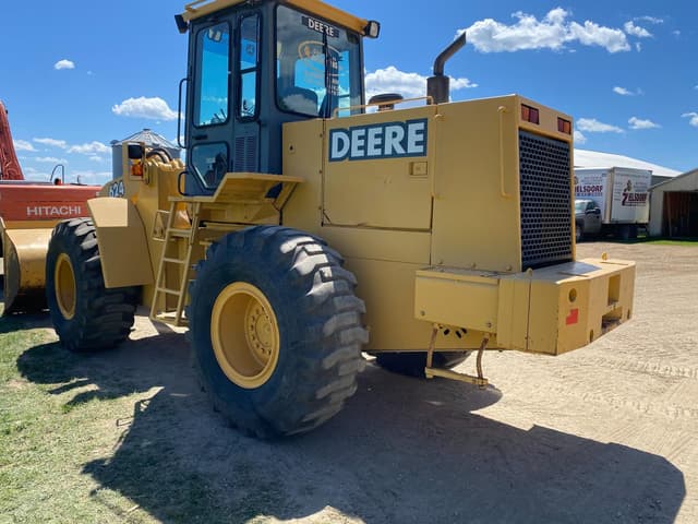 Image of John Deere 624E equipment image 4