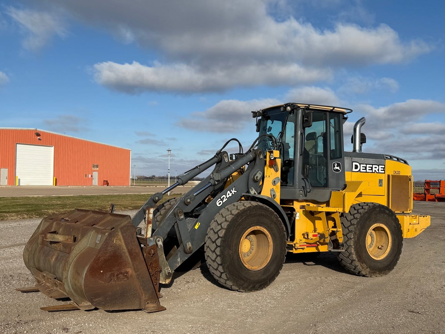 John Deere 624K Equipment Image0