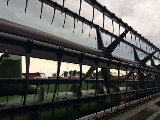 Image of John Deere 625F equipment image 3