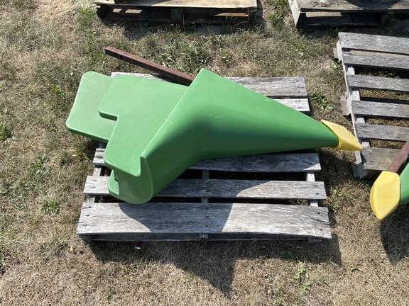 Image of John Deere 625 equipment image 1