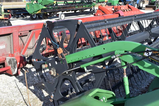 Image of John Deere 625F equipment image 4