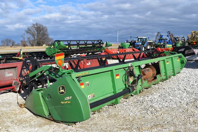 Image of John Deere 625F equipment image 2