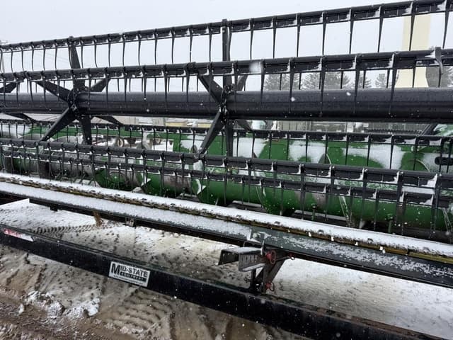 Image of John Deere 625F equipment image 3