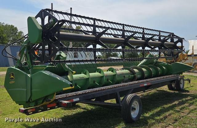 Image of John Deere 625F equipment image 2
