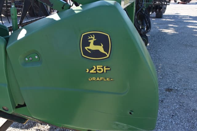 Image of John Deere 625F equipment image 3