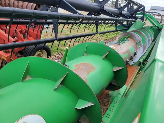 Image of John Deere 625F equipment image 4