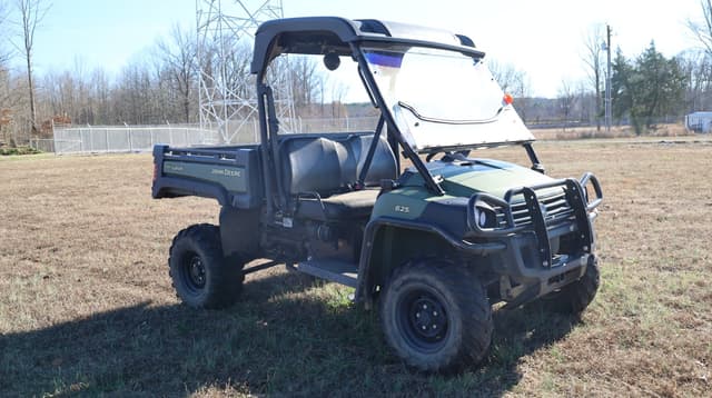 Image of John Deere XUV 625i equipment image 2