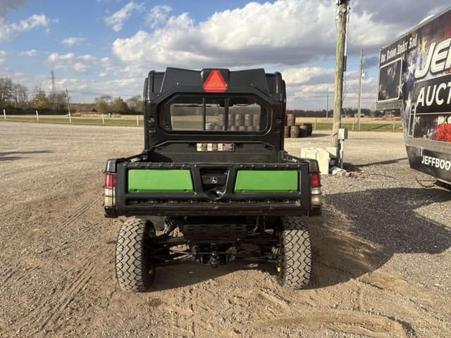 Image of John Deere XUV 625i equipment image 2