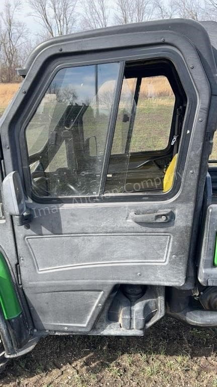 Image of John Deere XUV 625i equipment image 3