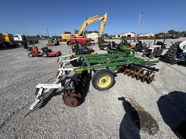 Image of John Deere 627 equipment image 3