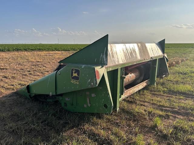 Image of John Deere 454 equipment image 4