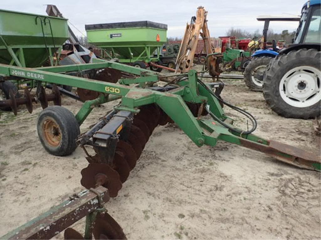Image of John Deere 630 Primary image