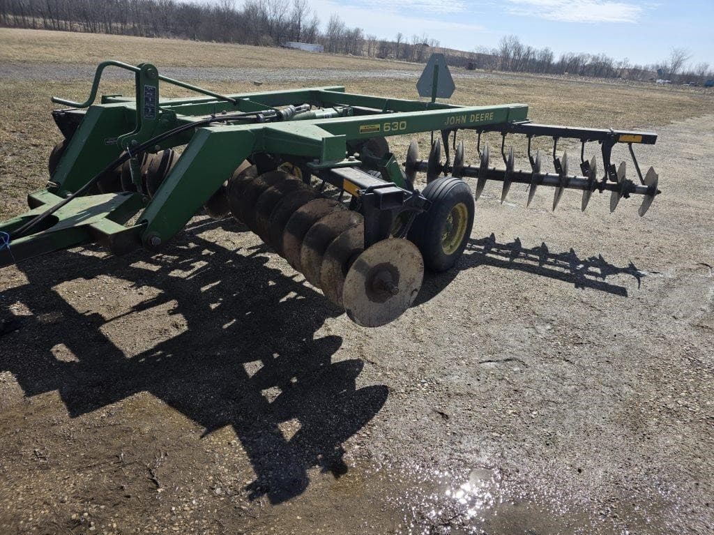 Image of John Deere 630 Primary image