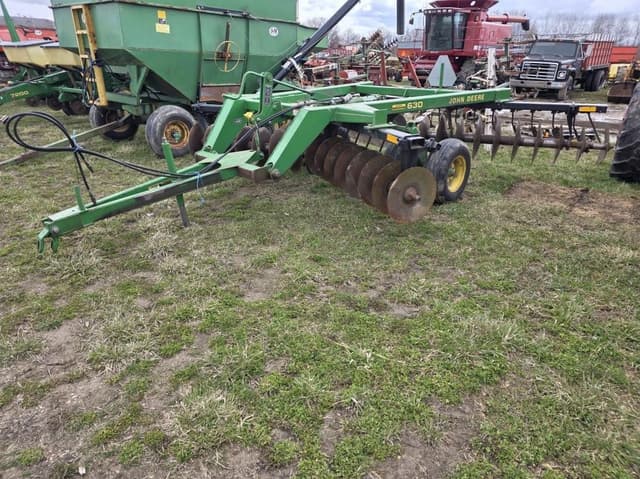 Image of John Deere 630 equipment image 3