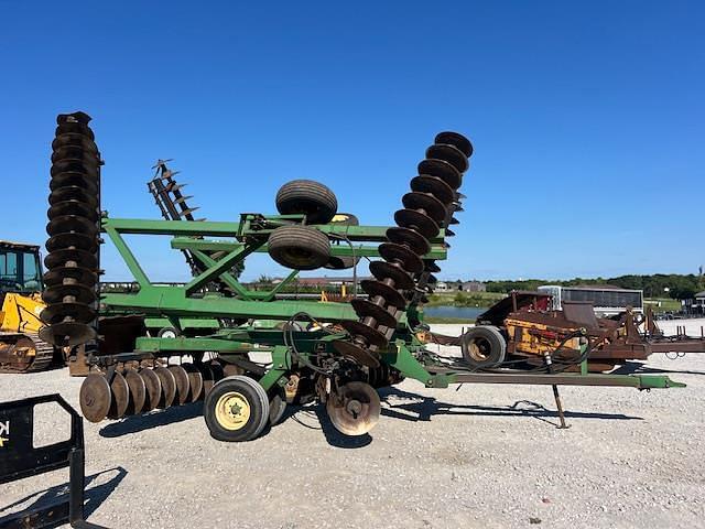 Image of John Deere 630 equipment image 2