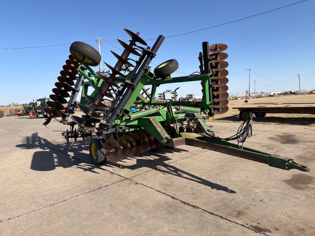 Image of John Deere 630 equipment image 2