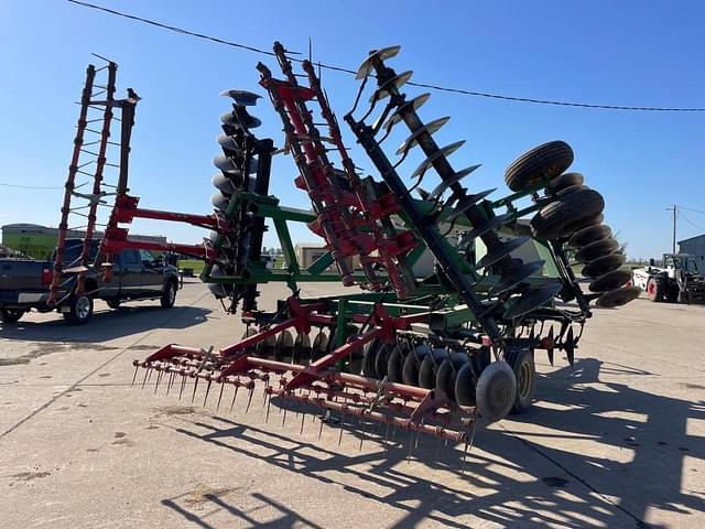 Image of John Deere 630 equipment image 3
