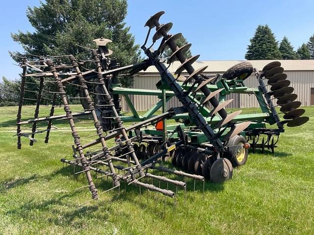 Image of John Deere 630 equipment image 2