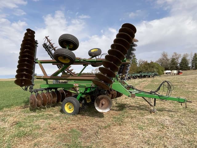 Image of John Deere 630 equipment image 4