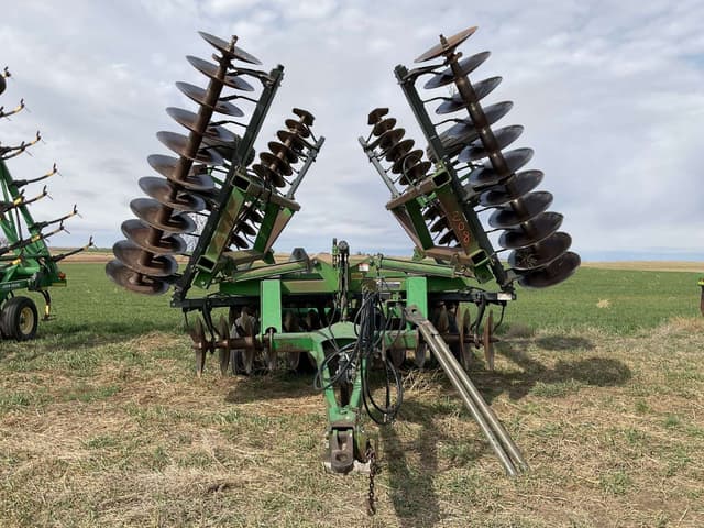 Image of John Deere 630 equipment image 2