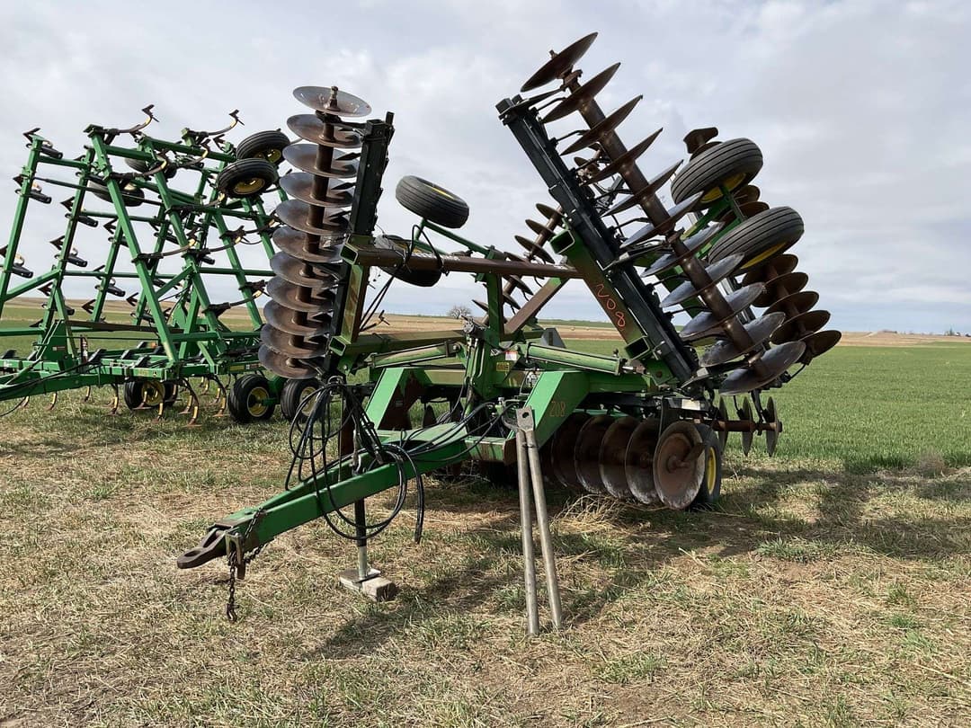 Image of John Deere 630 Primary image