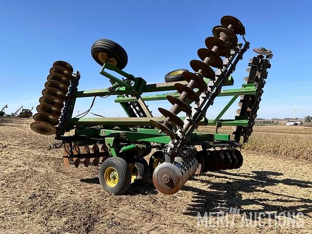 Image of John Deere 630 equipment image 2