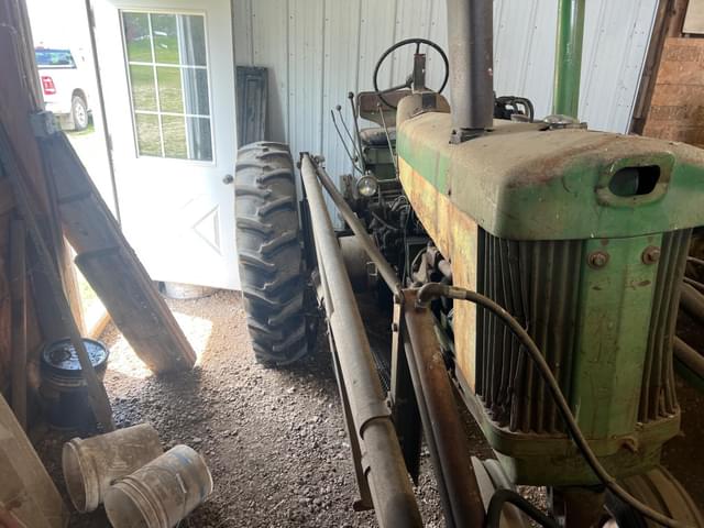 Image of John Deere 630 equipment image 4