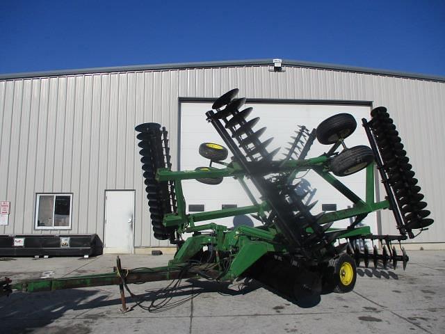 Image of John Deere 630 equipment image 1