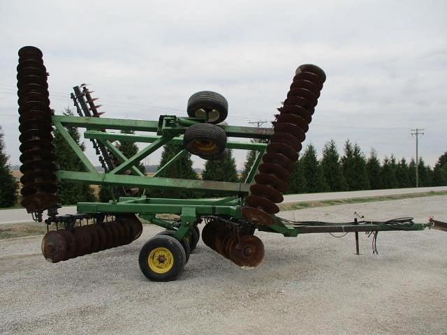 Image of John Deere 630 equipment image 3