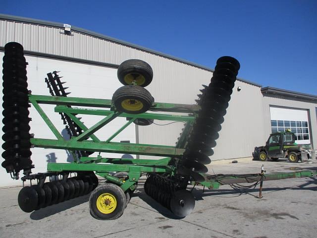 Image of John Deere 630 equipment image 3