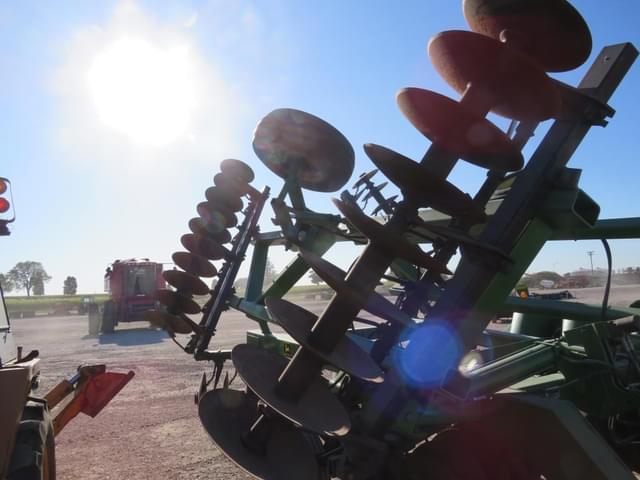 Image of John Deere 630 equipment image 4