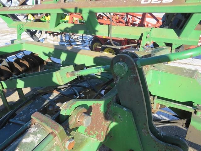 Image of John Deere 630 equipment image 4