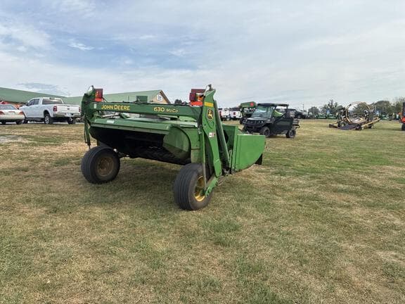 Image of John Deere 630 equipment image 2