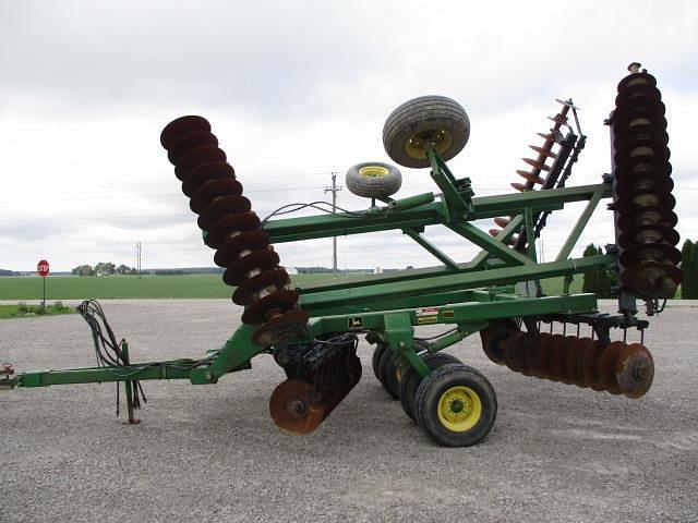 Image of John Deere 630 equipment image 3